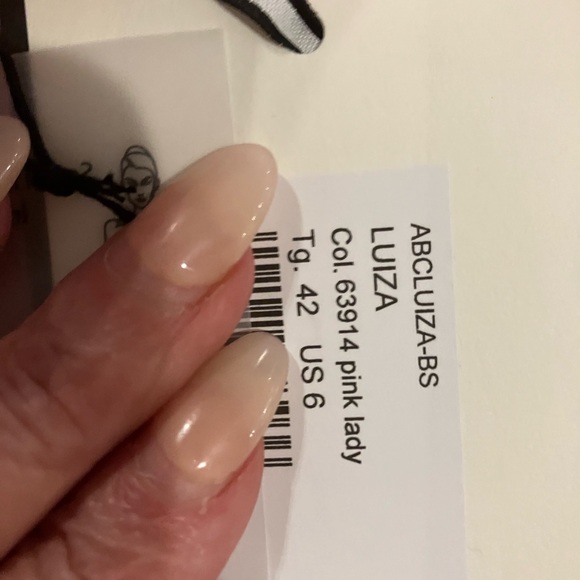 -Chiara Boni size 6 . NWT ,The Chiara classic fabric . $325 Sold - Picture 6 of 7